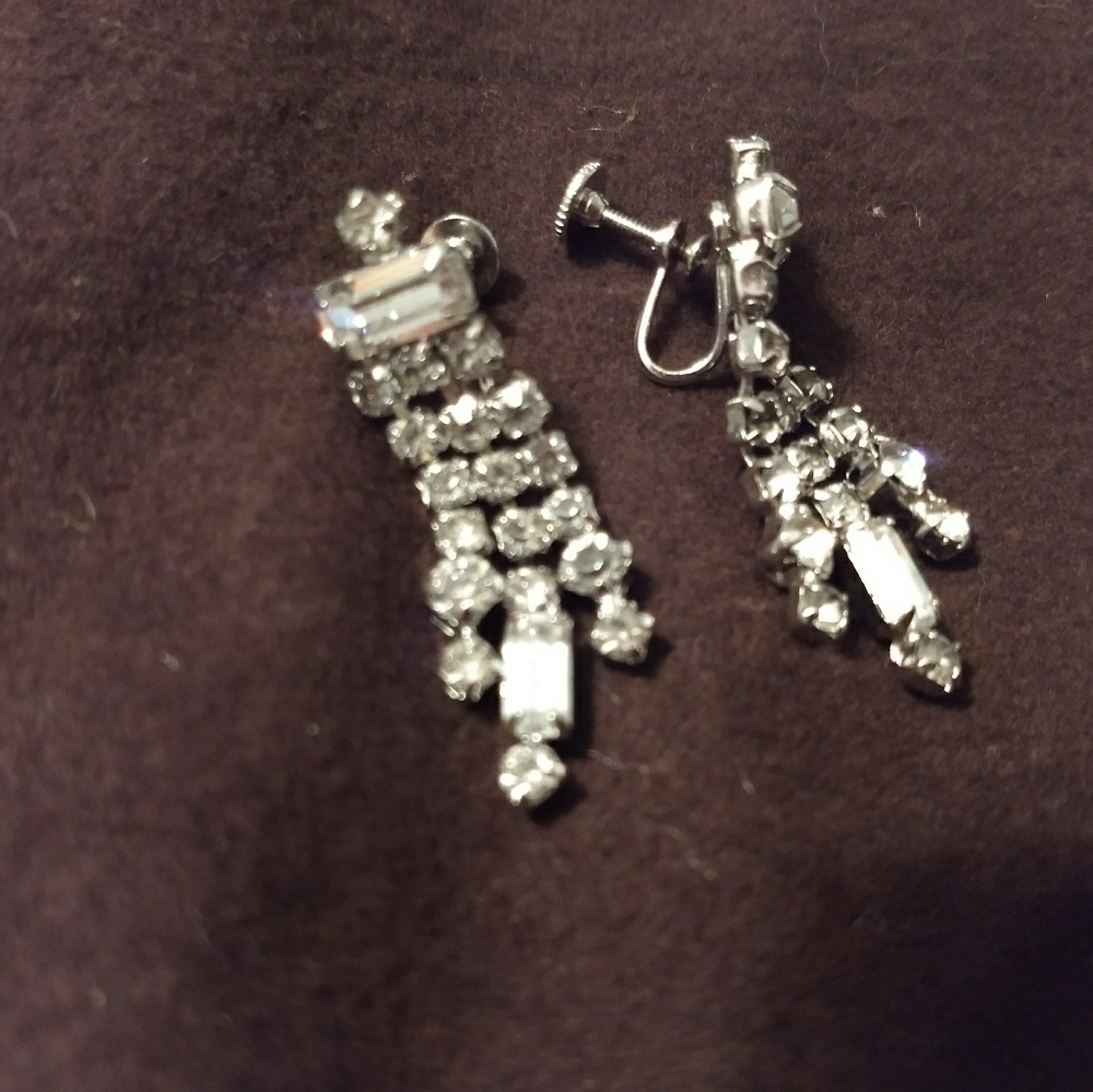 Vintage, mid century, dangle rhinestone earrings